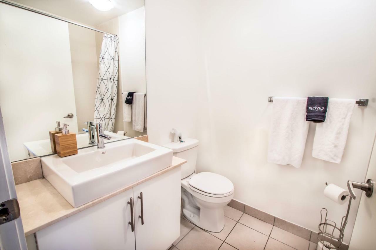 Micasa Suites - Stylish Condo In Maple Leaf Square Toronto Zewnętrze zdjęcie